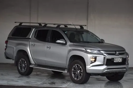 Mitsubishi Triton