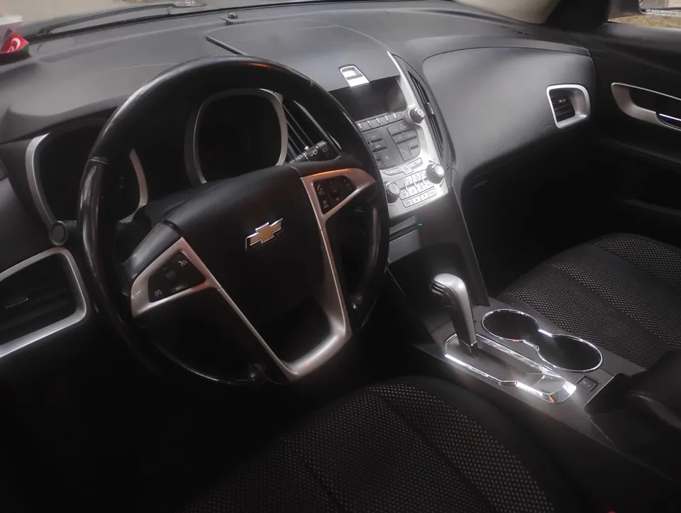 Chevrolet Equinox 2011 photo 3