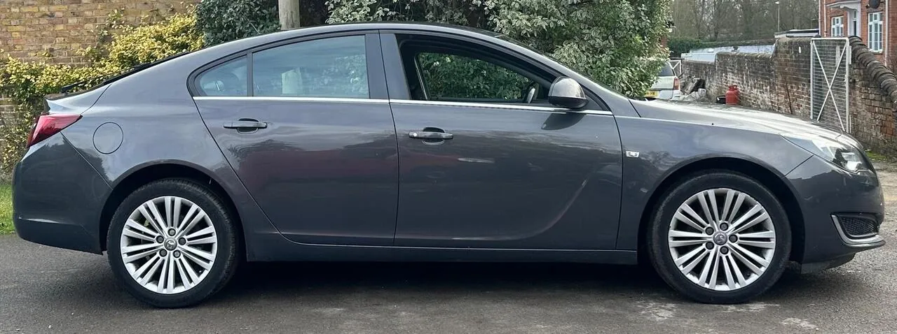 Vauxhall Insignia 2015 photo 4