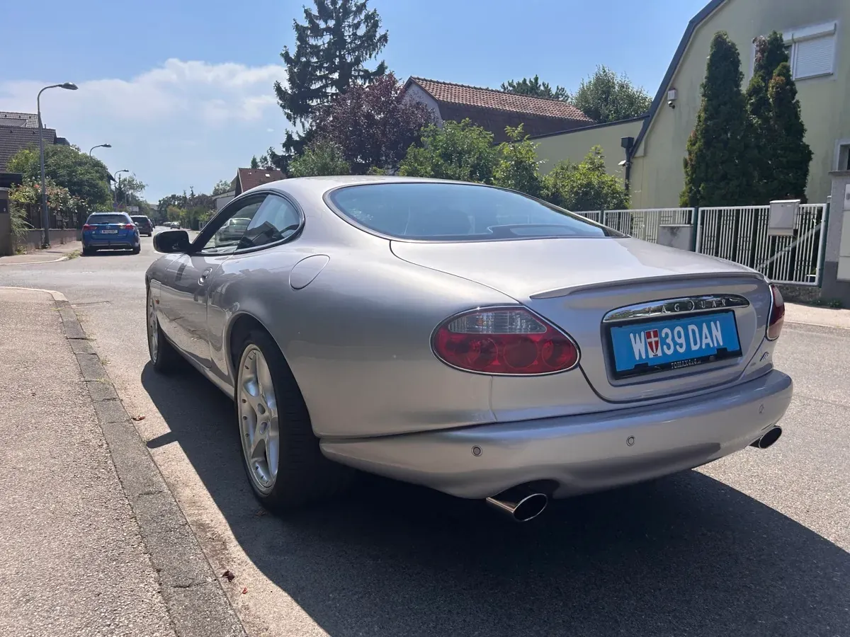 Jaguar Xkr 2003 photo 3