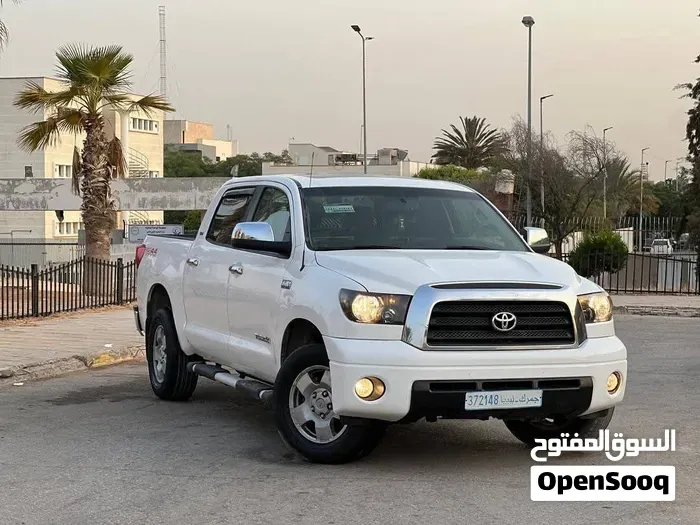 Toyota Tundra 2010 photo 4