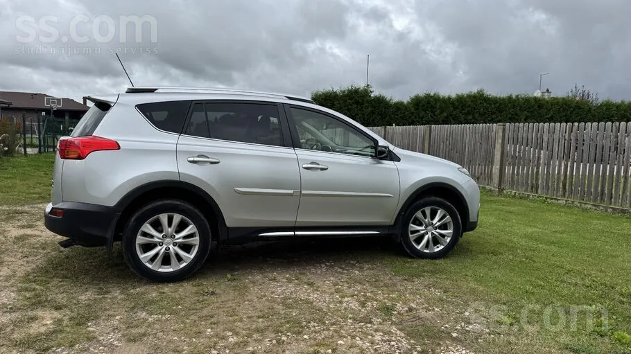 Toyota Rav4 2013 photo 2