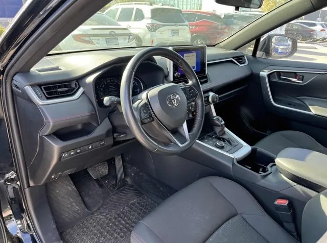 Toyota Rav4 2023 photo 3