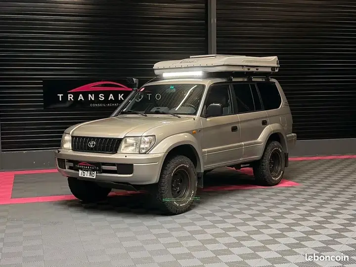 Toyota Land Cruiser 2001 photo 2