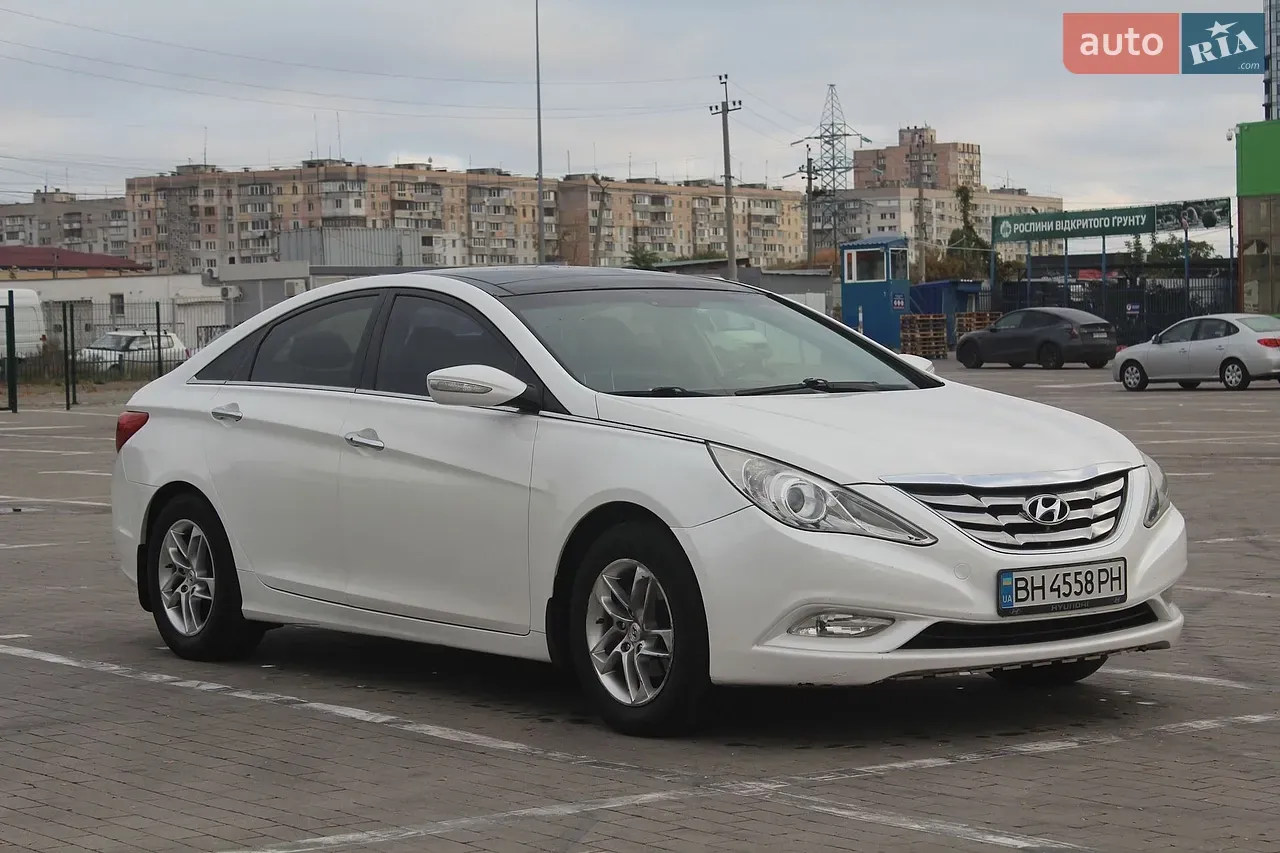 Hyundai Sonata 2010 photo 3