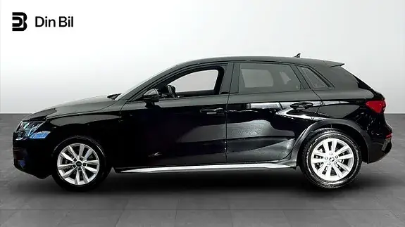 Audi A3 2024 photo 2