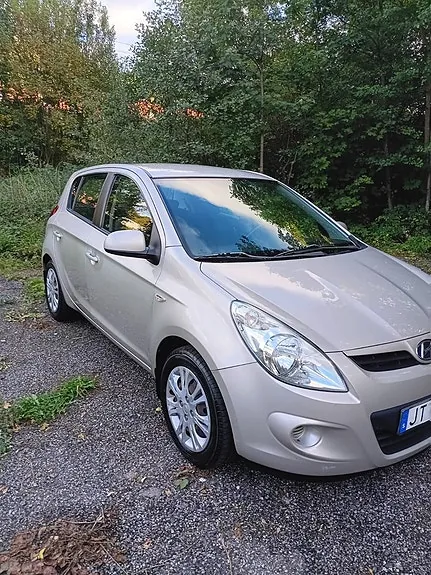 Hyundai I20 2009 photo 2