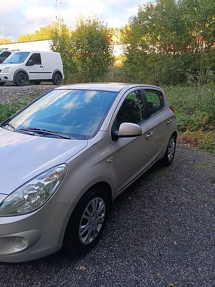 Hyundai I20 2009 photo 3