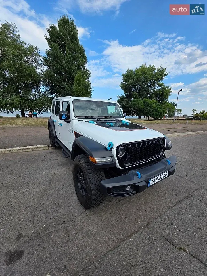 Jeep Wrangler 2024 photo 2