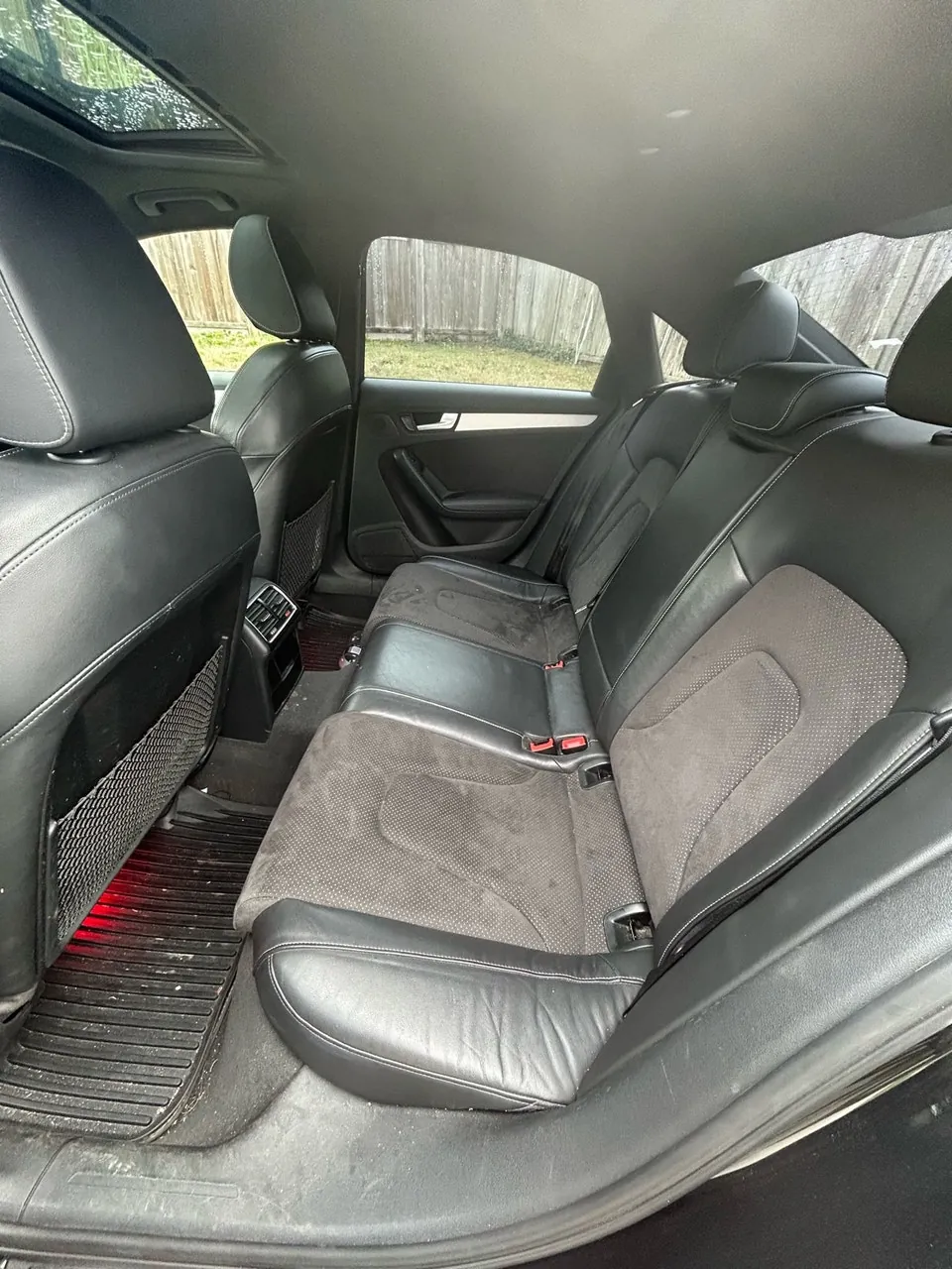 Audi A4 2011 photo 4