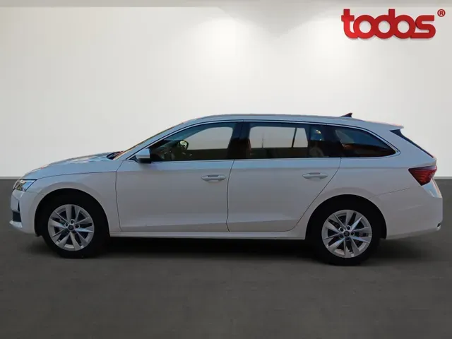 Skoda Octavia Combi 2025 photo 4