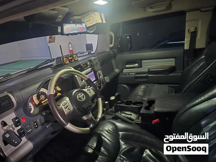 Toyota Fj 2010 photo 4