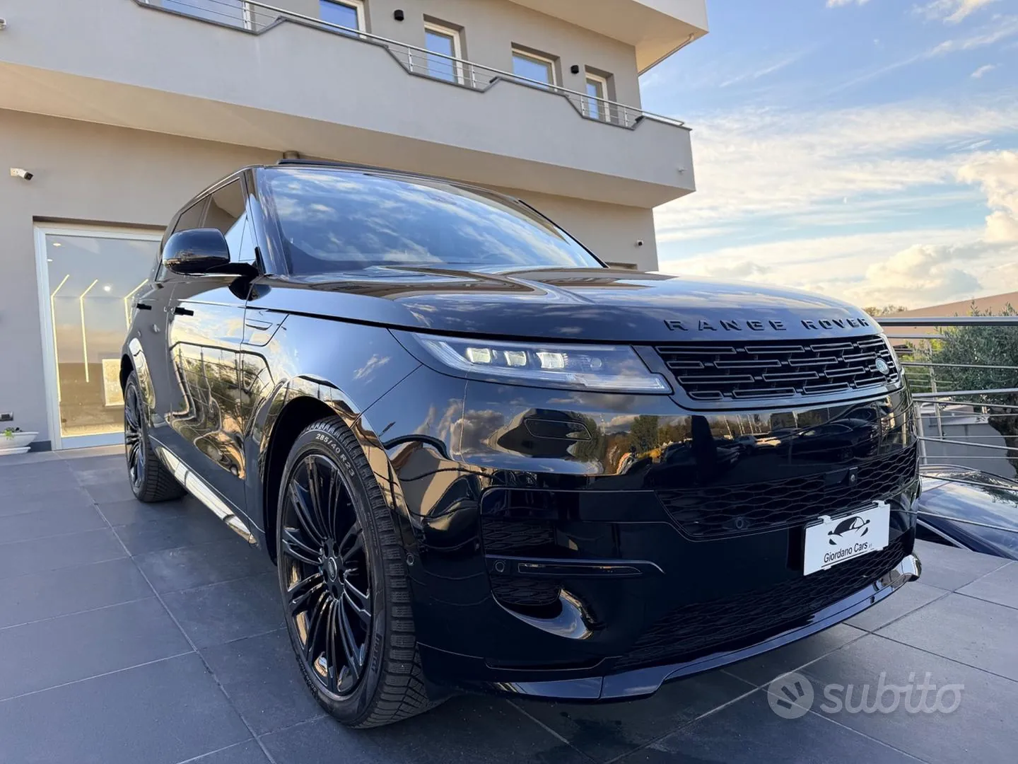 Land Rover Range Rover Sport 2023 photo 4