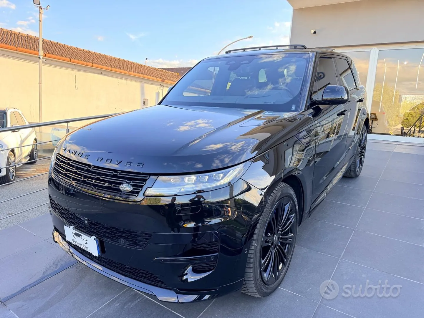 Land Rover Range Rover Sport 2023 photo 2