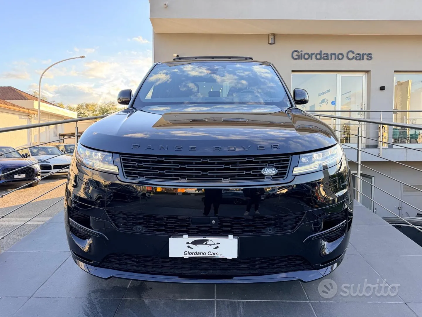 Land Rover Range Rover Sport 2023 photo 3