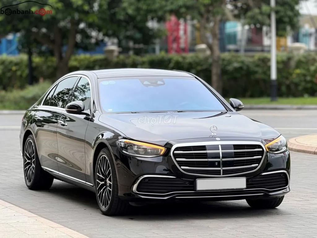 Mercedes-Benz S-Class 2023 photo 4
