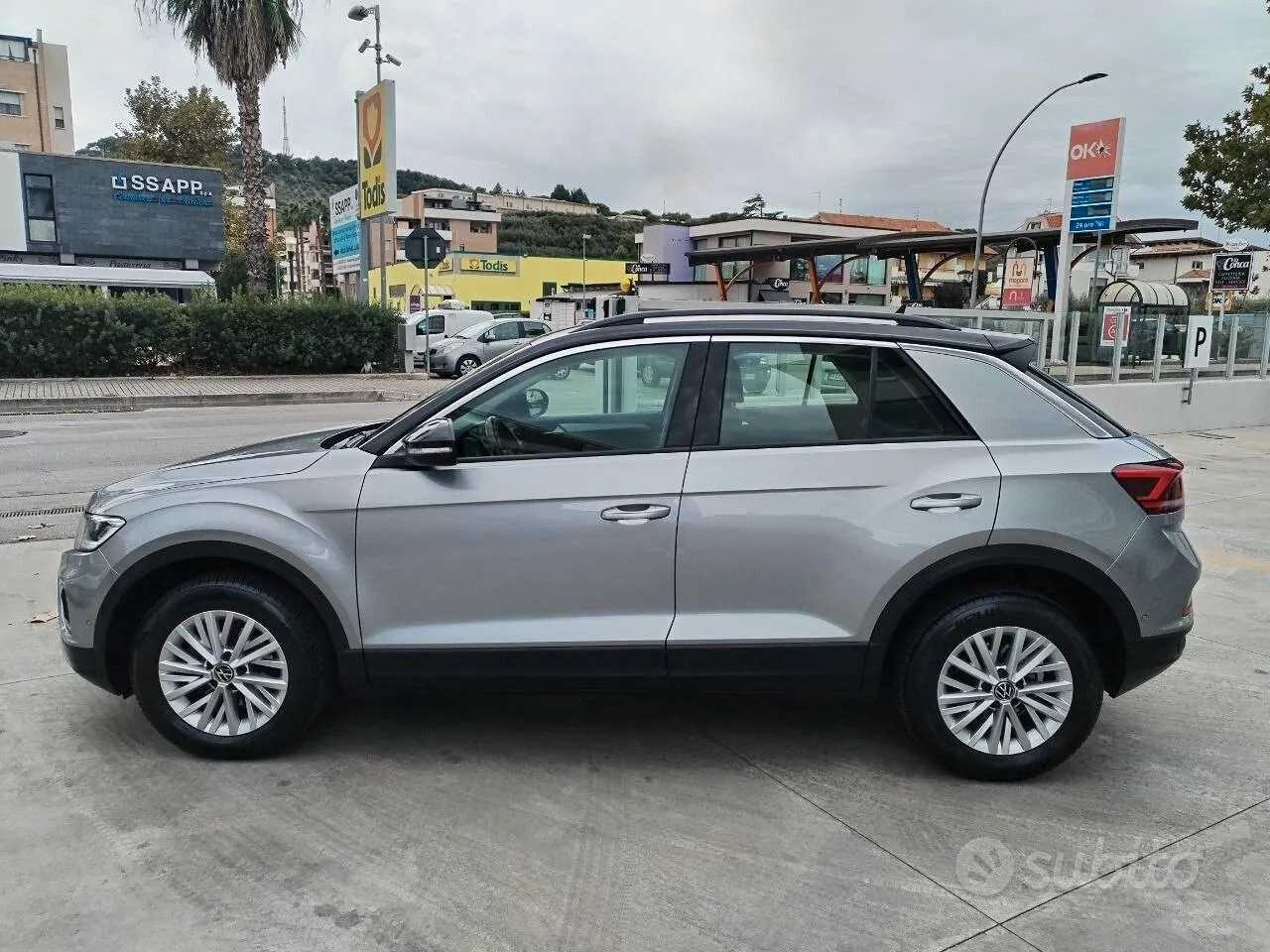 Volkswagen T-Roc 2023 photo 4