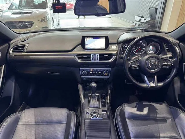 Mazda Atenza Wagon 2016 photo 3