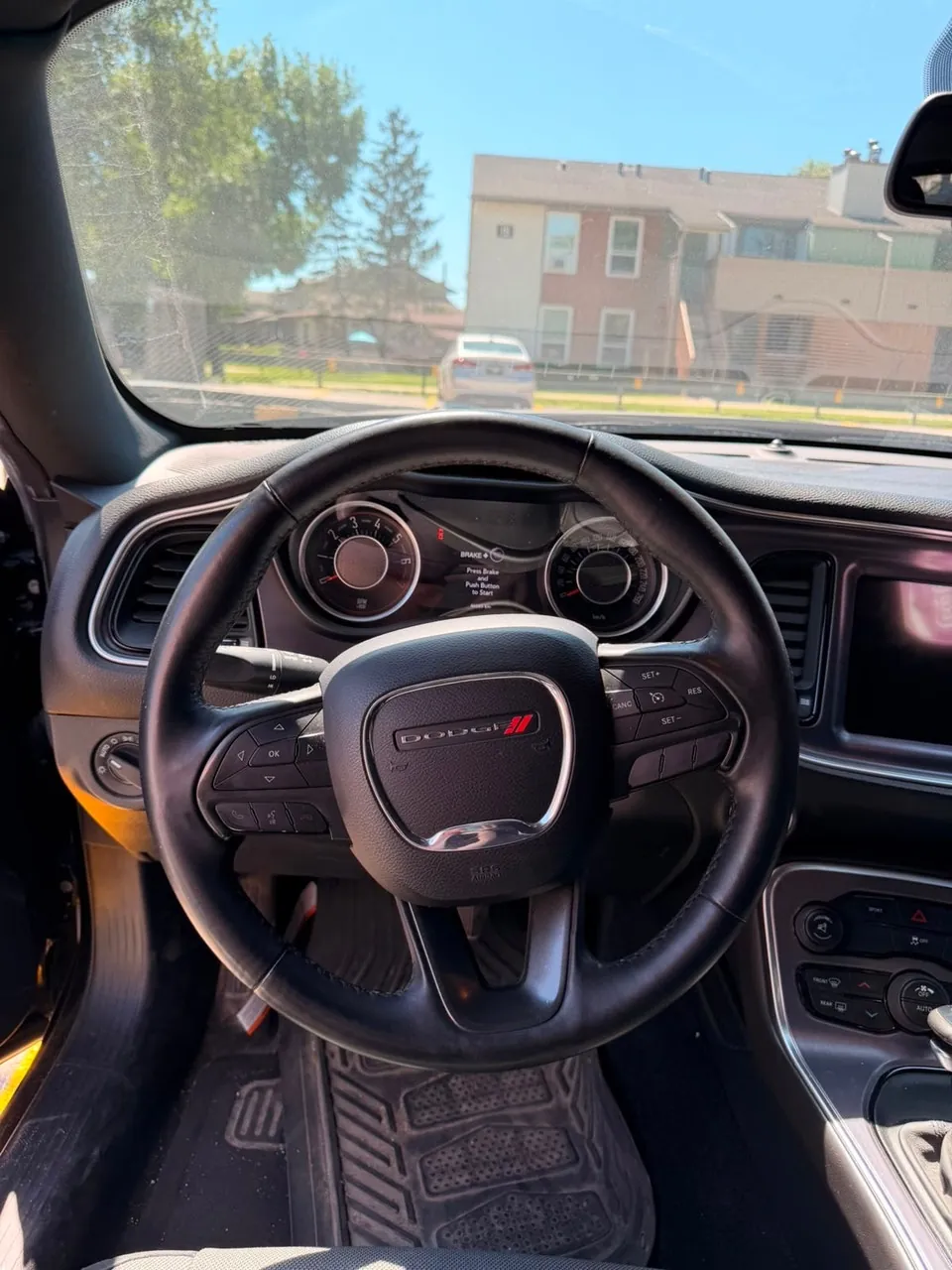Dodge Challenger 2015 photo 3