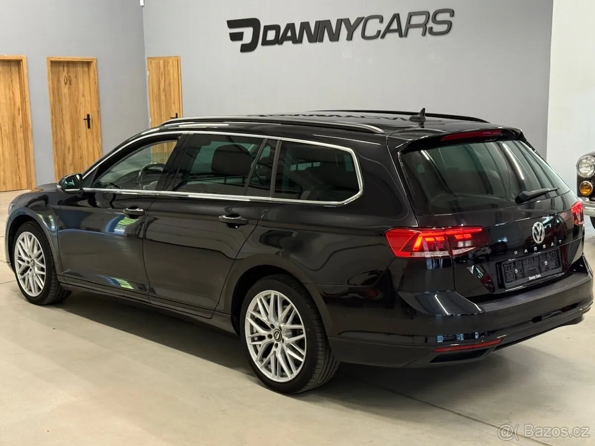 Volkswagen Passat 2020 photo 2