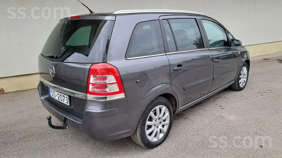 Opel Zafira 2009 photo 4