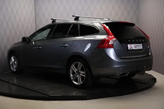 Volvo V60 2018 photo 2