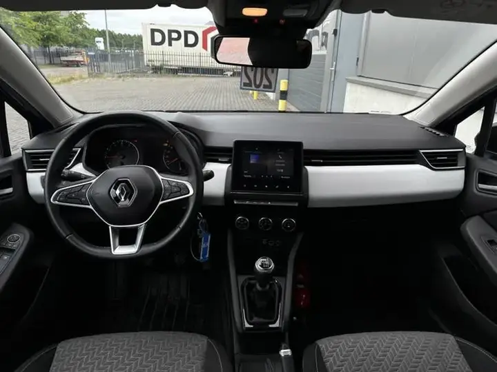 Renault Clio 2022 photo 2