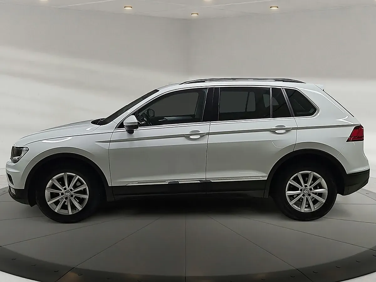 Volkswagen Tiguan 2019 photo 2