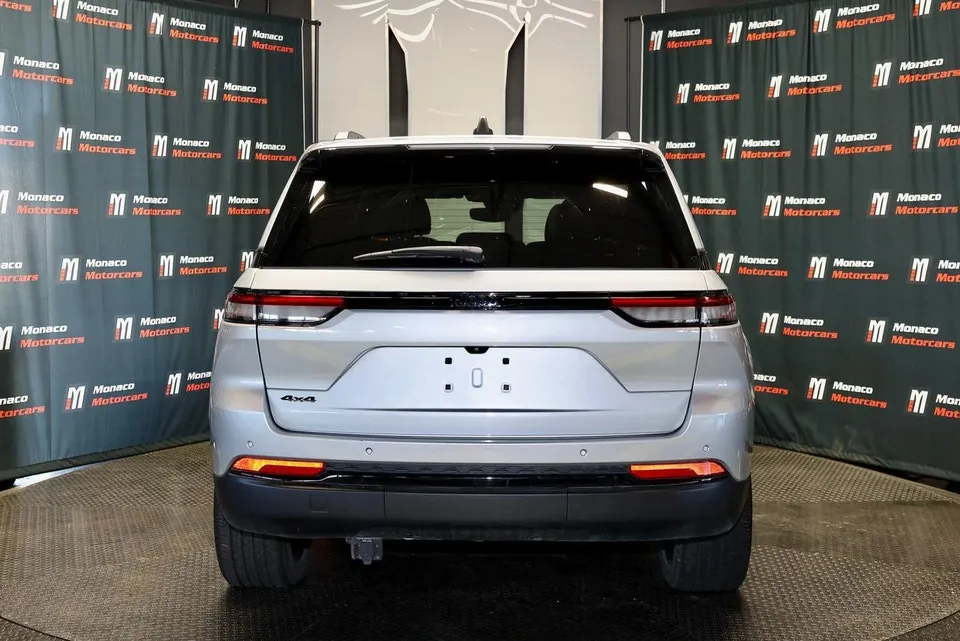 Jeep Grand Cherokee 2022 photo 5