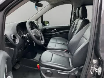 Mercedes-Benz Vito Tourer 2023 photo 3