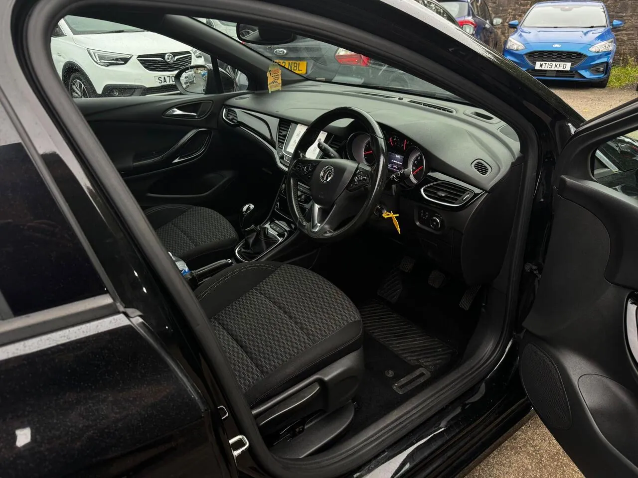 Vauxhall Astra 2017 photo 5