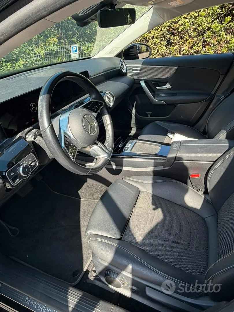 Mercedes-Benz A 250E 2023 photo 3
