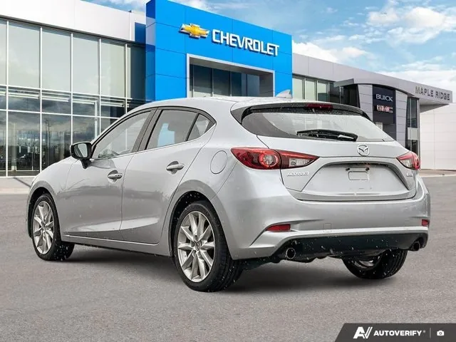 Mazda Mazda3 2017 photo 3