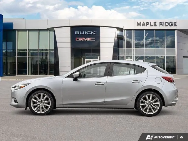 Mazda Mazda3 2017 photo 2