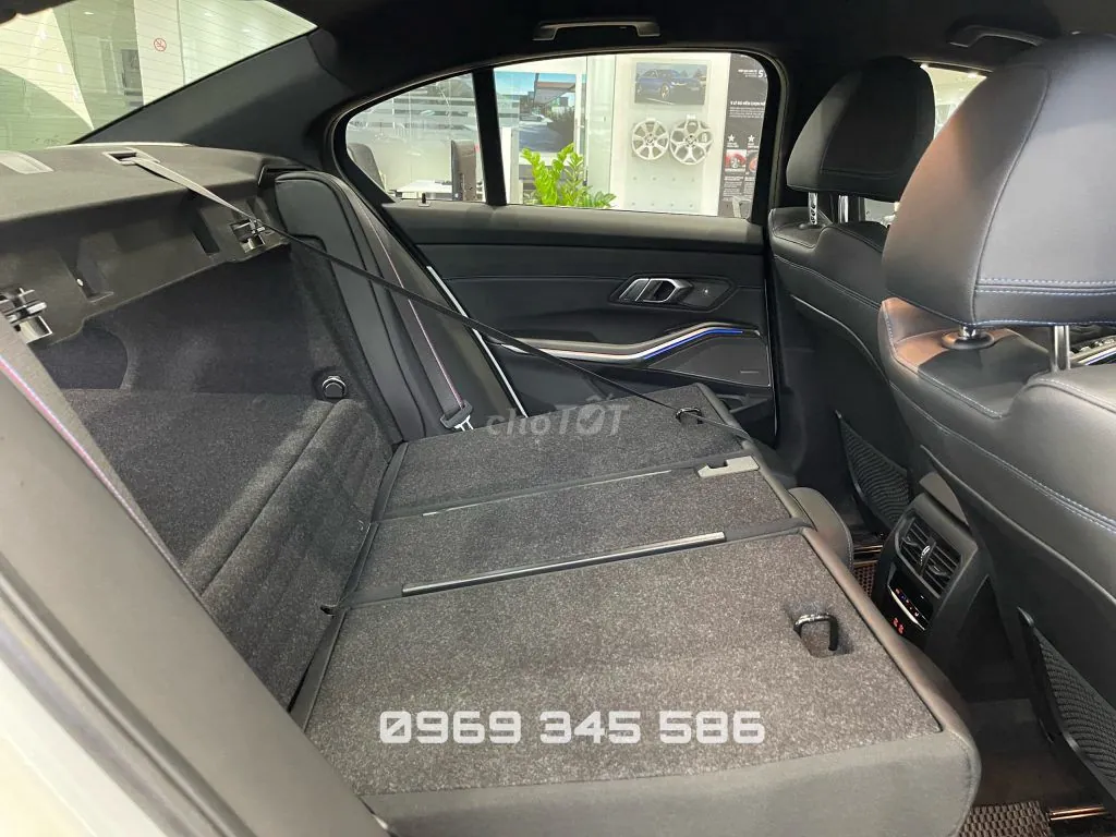 BMW 3 Series 2025 photo 4