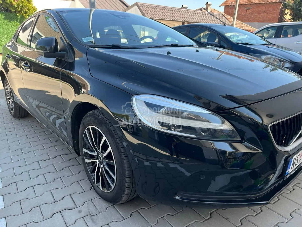 Volvo V40 2018 photo 3