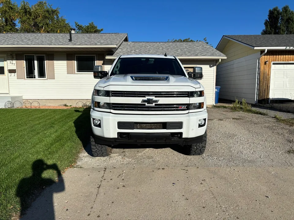 Chevrolet Silverado 2500 2019 photo 2