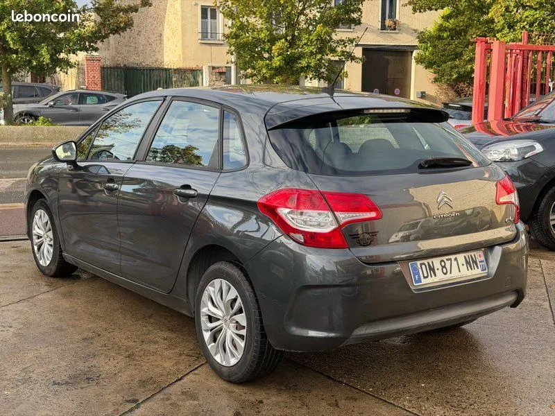Citroen C4 2015 photo 4