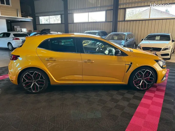 Renault Megane 2019 photo 4