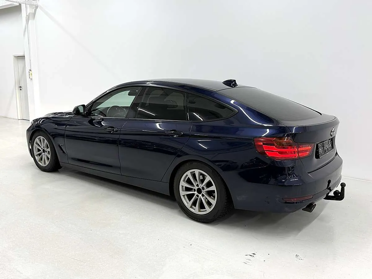 BMW 320D 2015 photo 3