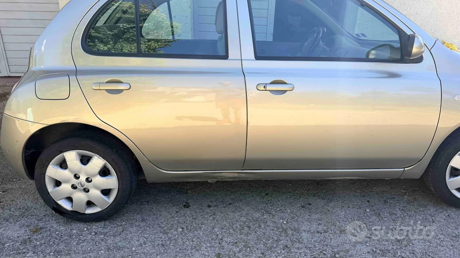 Nissan Micra 2004 photo 3
