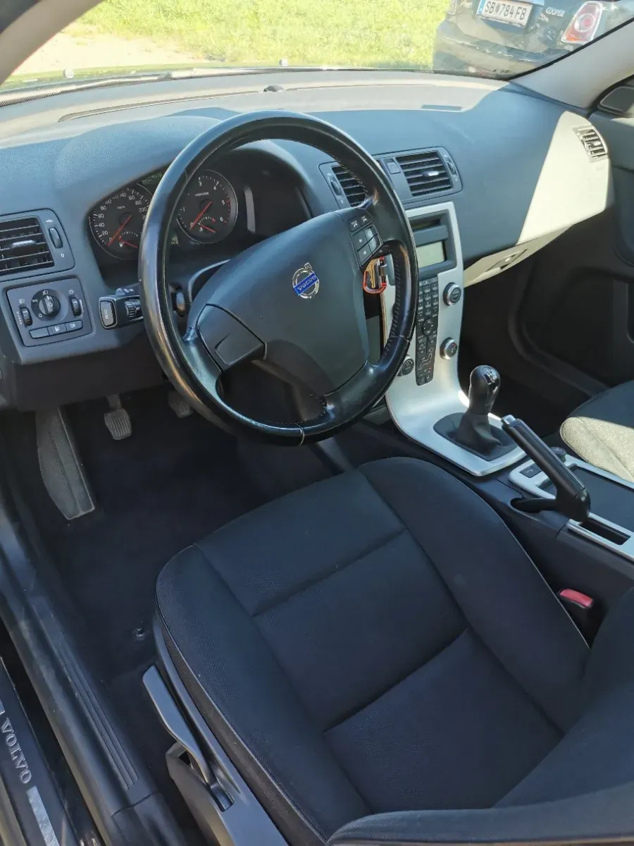 Volvo S40