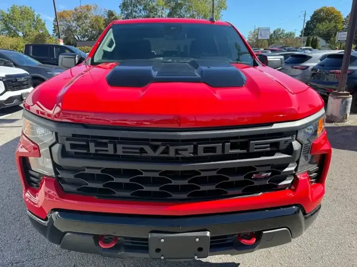 Chevrolet Silverado 1500 2024 photo 3