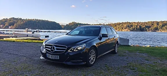 Mercedes-Benz E220 D