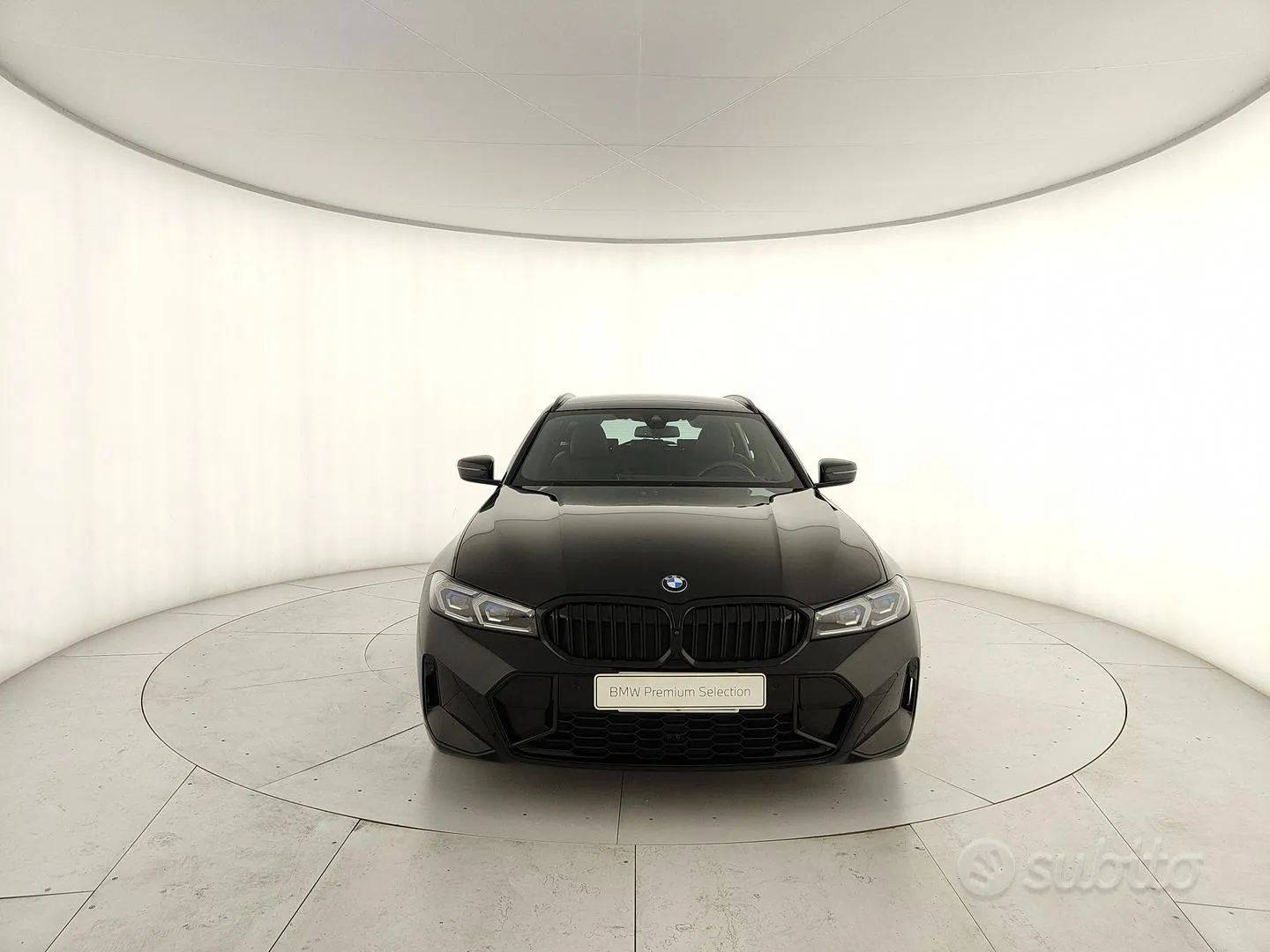 BMW 320D Touring 2023 photo 2