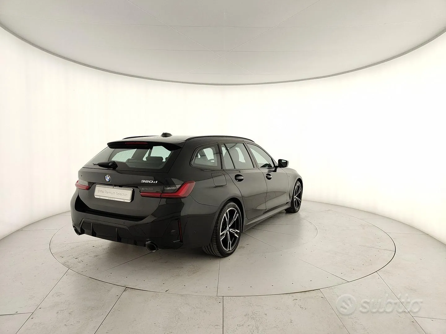 BMW 320D Touring 2023 photo 3