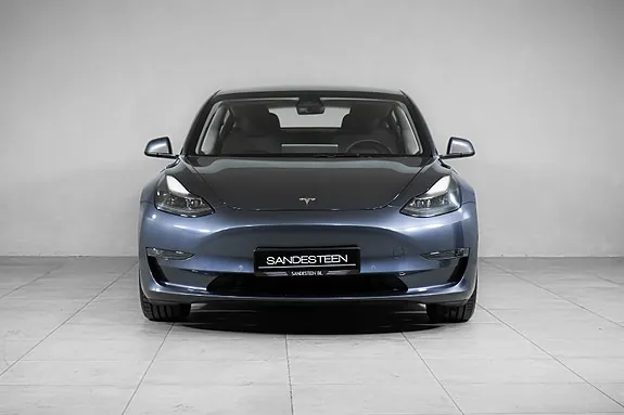 Tesla Model 3 2022 photo 2