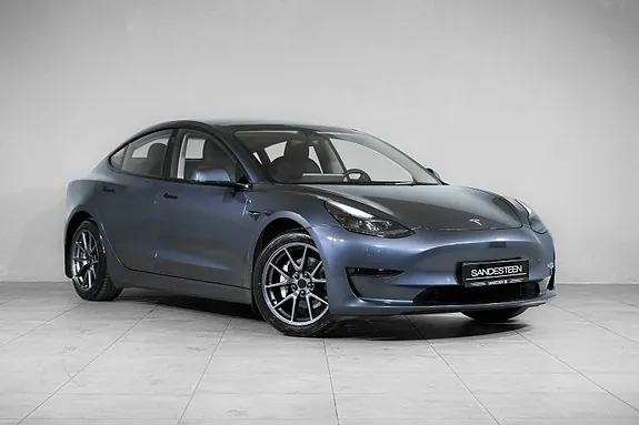 Tesla Model 3 2022 photo 3