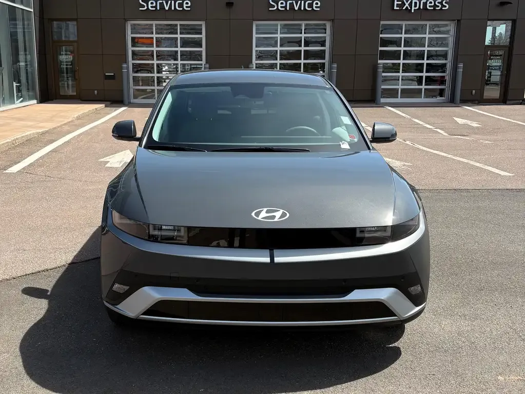 Hyundai Ioniq 5 2026 photo 2