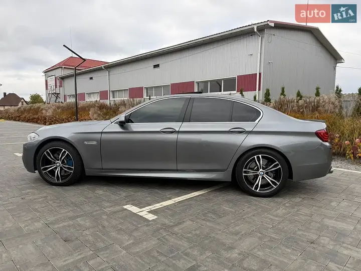BMW 5 Series 2016 photo 5